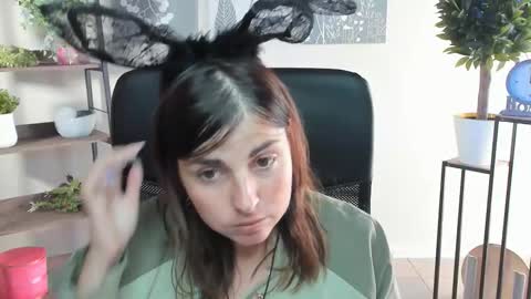 martaedams online show from 09-25-25, 06:28