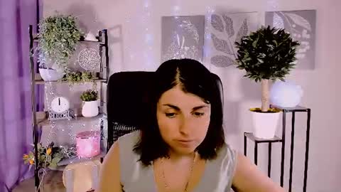 Snapshot of martaedams chatting on 06-05-26, 06:52 martaedams online show from 06-05-26, 06:52