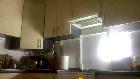 Snapshot of martaluna_ chatting on 10-28-25, 06:54 Marta online show from 10-28-25, 06:54