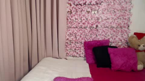 DONT FORGET TO FOLLOW ME AND GIVE ME A THUMBS UP GUYS- martha online show from 02-21-25, 06:29