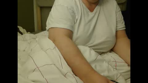 Snapshot of marthabriest chatting on 02-21-25, 07:01 Martha online show from 02-21-25, 07:01