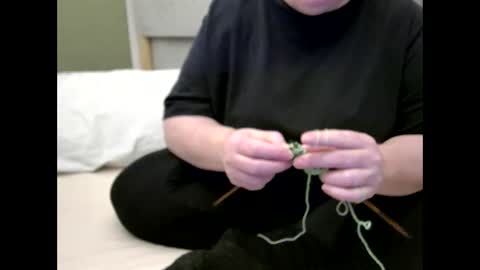 Martha online show from 04-17-26, 02:25