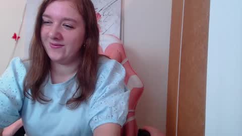 Snapshot of marthasimons chatting on 05-10-26, 05:01 Martha online show from 05-10-26, 05:01