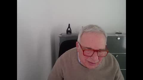 martin_1947 online show from 12-24-24, 11:06