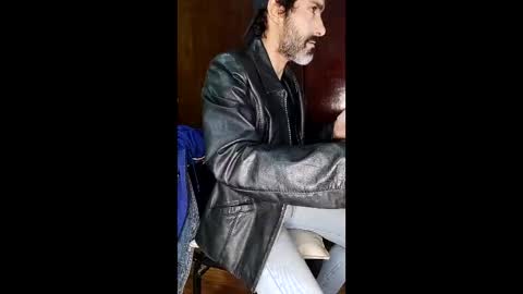 Snapshot of martin_cba chatting on 05-03-26, 10:49 Martincba online show from 05-03-26, 10:49