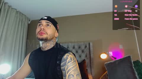 Snapshot of martin_colby05 chatting on 10-29-25, 12:35 ONLYFANS Sotoandres modelo independiente online show from 10-29-25, 12:35