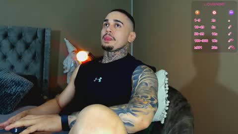 Snapshot of martin_colby05 chatting on 11-22-25, 10:09 ONLYFANS Sotoandres modelo independiente online show from 11-22-25, 10:09