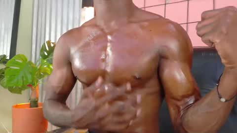 Snapshot of martin_killer chatting on 10-05-25, 01:37 Martin online show from 10-05-25, 01:37