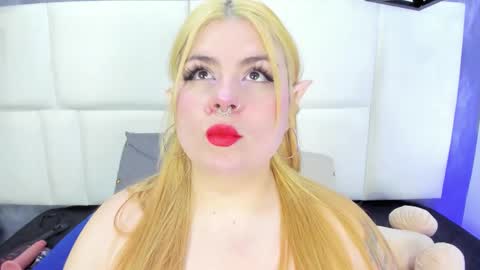 Snapshot of martina_armos chatting on 02-23-26, 12:57 Martina online show from 02-23-26, 12:57