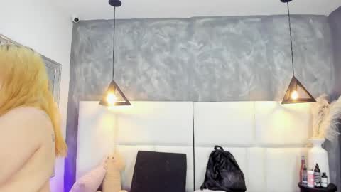 Martina  online show from 04-10-26, 12:10