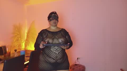 Snapshot of martina_foxy01 chatting on 06-17-26, 11:34 Martina Foxy online show from 06-17-26, 11:34