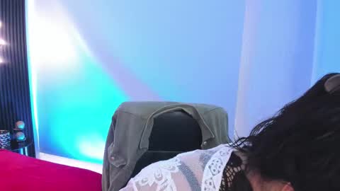   MARTINA   online show from 10-16-25, 12:28