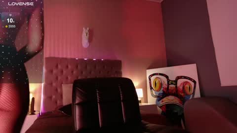 Snapshot of martina_haley chatting on 12-14-24, 07:51 Martina online show from 12-14-24, 07:51