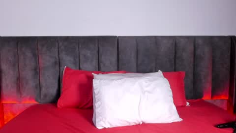 Laura online show from 01-11-25, 09:46