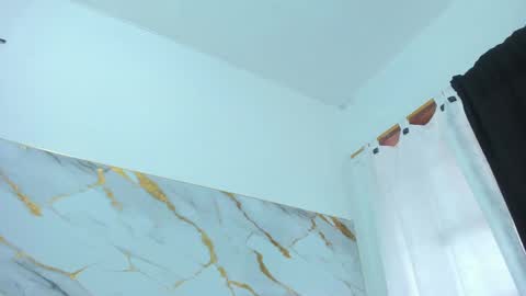 Snapshot of martina_lopezz1 chatting on 02-19-25, 03:38 Martina online show from 02-19-25, 03:38