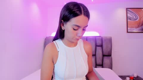 Martina online show from 01-22-25, 11:34