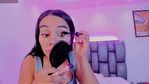 Snapshot of martina_mancinii chatting on 01-18-26, 11:47 Martina online show from 01-18-26, 11:47
