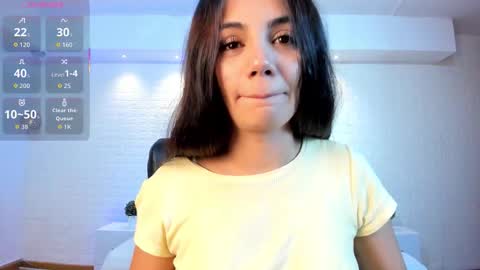 Snapshot of martina_mancinii chatting on 03-18-26, 12:30 Martina online show from 03-18-26, 12:30