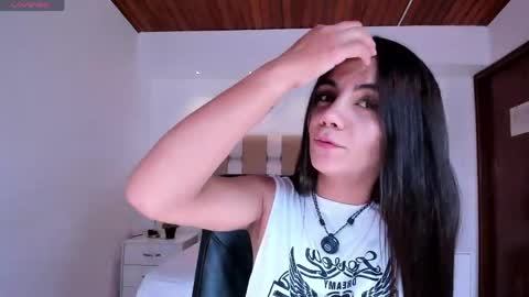 Snapshot of martina_mancinii chatting on 03-28-26, 07:13 Martina online show from 03-28-26, 07:13