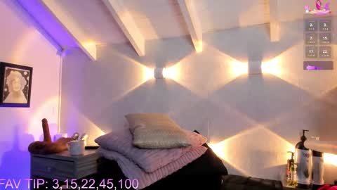 martina mIIler online show from 02-07-26, 01:04