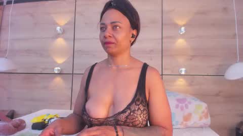 martina touss  online show from 12-17-25, 11:38