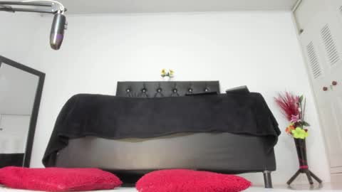 Martina online show from 05-15-26, 11:56