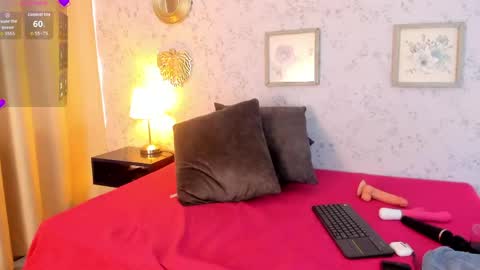 Martina Caicedo online show from 05-11-26, 02:45