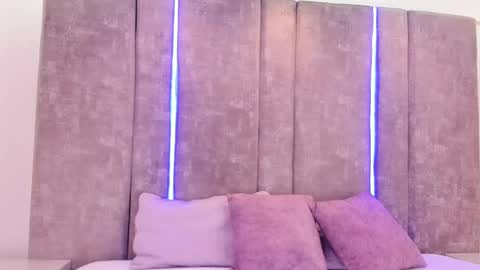 Martina Garcia online show from 03-09-25, 07:15