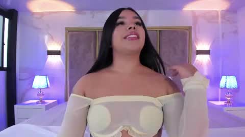 Snapshot of martinagarcia__ chatting on 07-03-26, 07:31 Martina Garcia online show from 07-03-26, 07:31