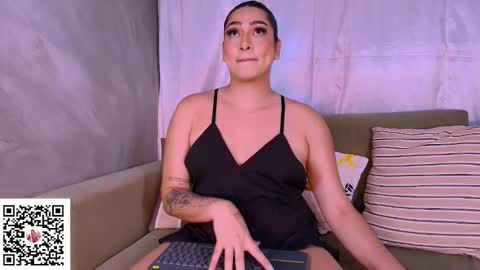 Snapshot of martinaladino chatting on 10-20-25, 04:35 ntmu Lets talk I promise not to bite you or yes online show from 10-20-25, 04:35