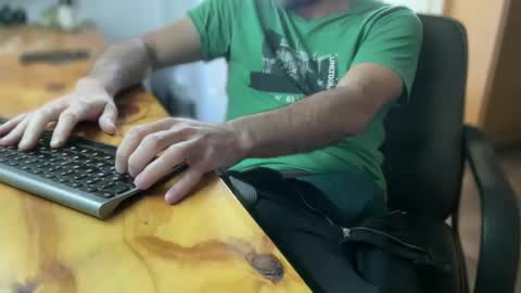 Martincito online show from 09-10-25, 01:55