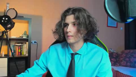 Snapshot of martinlutar420 chatting on 11-01-25, 03:03 Daddy Marty online show from 11-01-25, 03:03