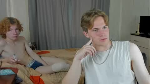 Snapshot of martintw_17 chatting on 06-20-26, 06:05 martintw_17 online show from 06-20-26, 06:05