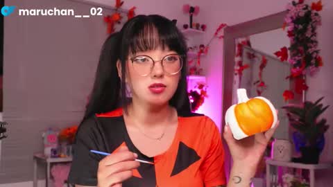 INSTAGRAM Maruchan  02 online show from 10-17-25, 02:37