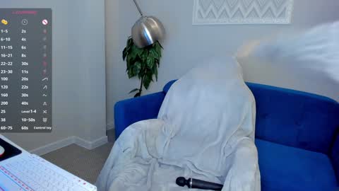 Snapshot of mary__cool chatting on 12-16-24, 06:43 Mary GTM2 Mon-Sun 0300am-0900am online show from 12-16-24, 06:43