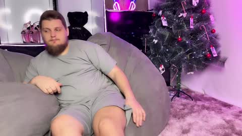 Snapshot of mary_and_vadim chatting on 12-29-24, 12:52 Maria and Vadim online show from 12-29-24, 12:52