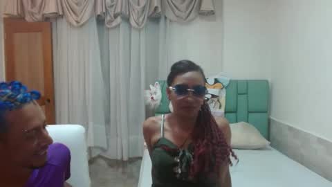 Snapshot of mary_and_yei chatting on 09-15-25, 04:56 mary_and_yei online show from 09-15-25, 04:56