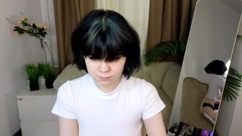 Snapshot of mary_backerr chatting on 04-20-26, 01:25 Mary online show from 04-20-26, 01:25