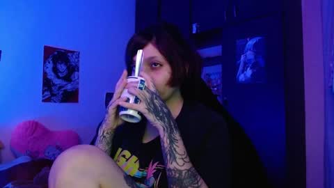 Snapshot of mary_janness chatting on 05-25-26, 09:15 100 online show from 05-25-26, 09:15