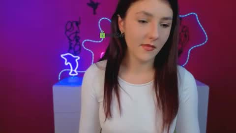 Snapshot of mary_skiny chatting on 04-12-26, 05:23 mary skiny online show from 04-12-26, 05:23