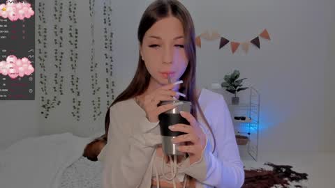 Maryana online show from 12-23-24, 03:44