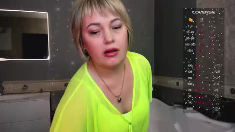 Snapshot of maryclars chatting on 02-05-26, 08:19 Mary online show from 02-05-26, 08:19