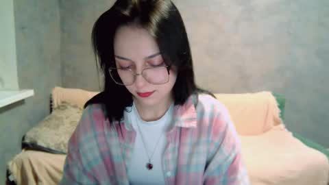 Stephie online show from 12-01-25, 08:03