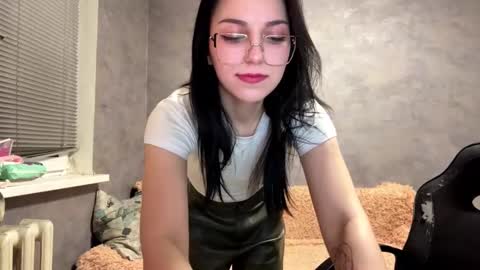 Stephie online show from 12-16-25, 08:36