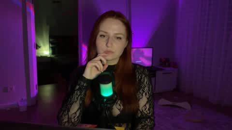 Snapshot of maryleesa chatting on 05-14-26, 08:15 SirenVictoria online show from 05-14-26, 08:15