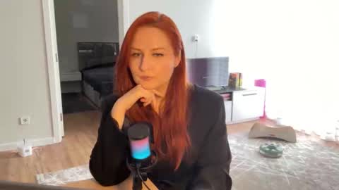 Snapshot of maryleesa chatting on 05-19-26, 03:51 SirenVictoria online show from 05-19-26, 03:51