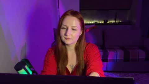 Snapshot of maryleesa chatting on 05-26-26, 07:21 SirenVictoria online show from 05-26-26, 07:21