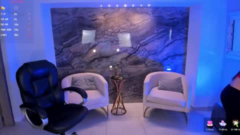 Snapshot of marylewis_ chatting on 10-26-25, 12:22 Mary online show from 10-26-25, 12:22