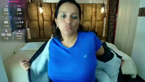Marylin online show from 06-18-26, 07:07