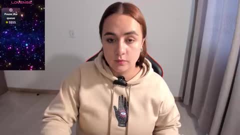 Dulce Maria online show from 02-19-26, 07:10